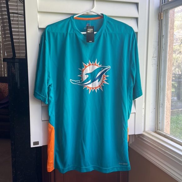 Men’s XL Miami Dolphins cool base short sleeve shirt. - Picture 2 of 8